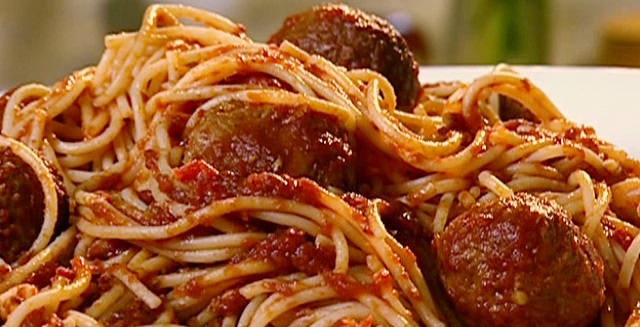spaghetti og kødboller