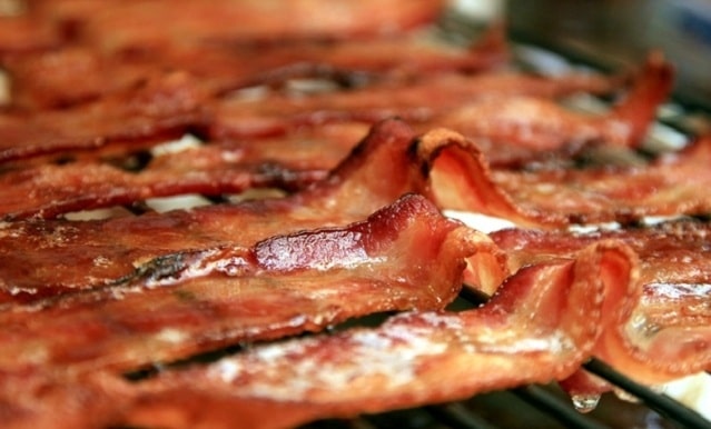 Bacon i grillen og opskrifter med bacon